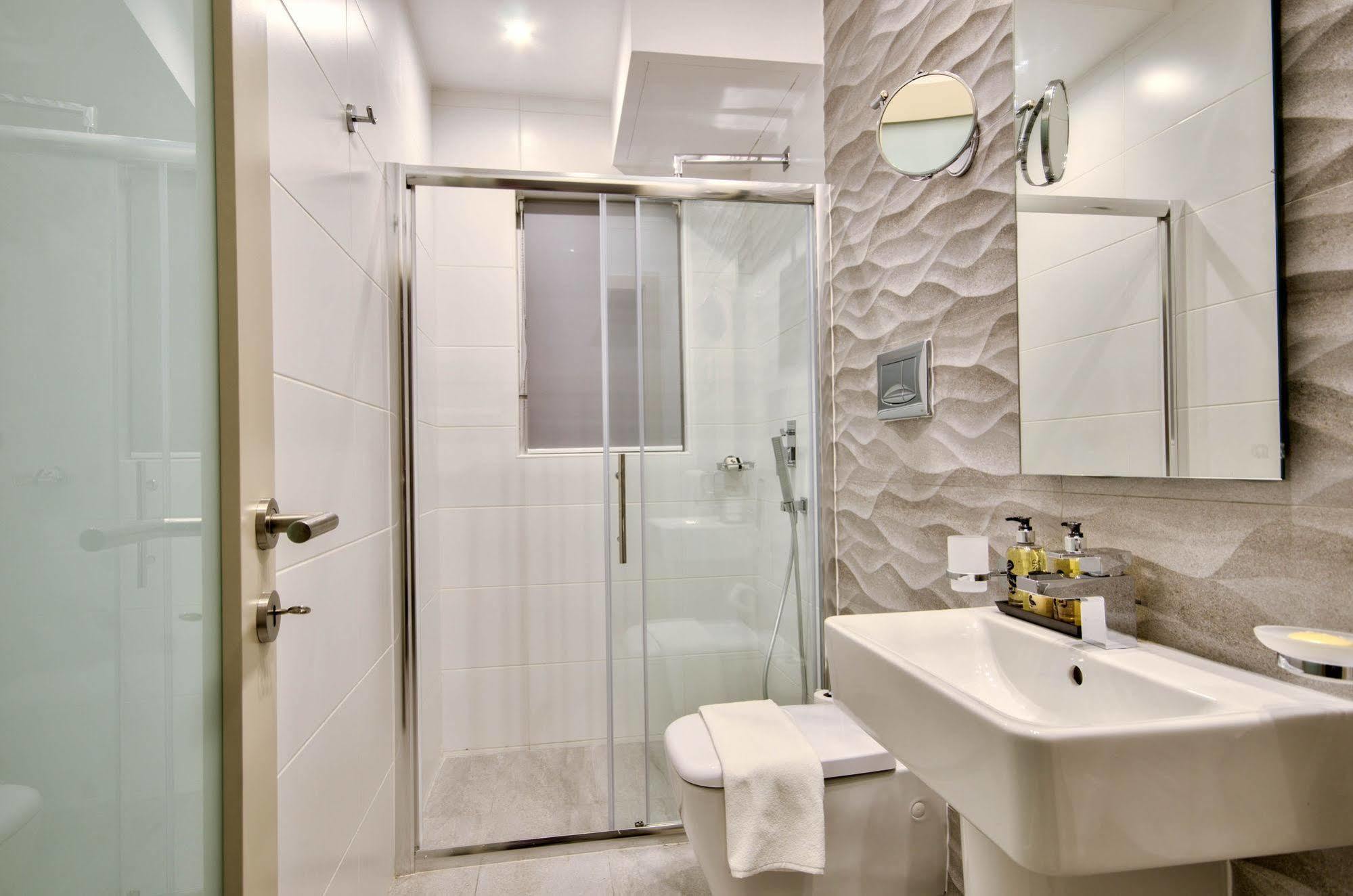Jules Suites Saint Julian's Eksteriør billede