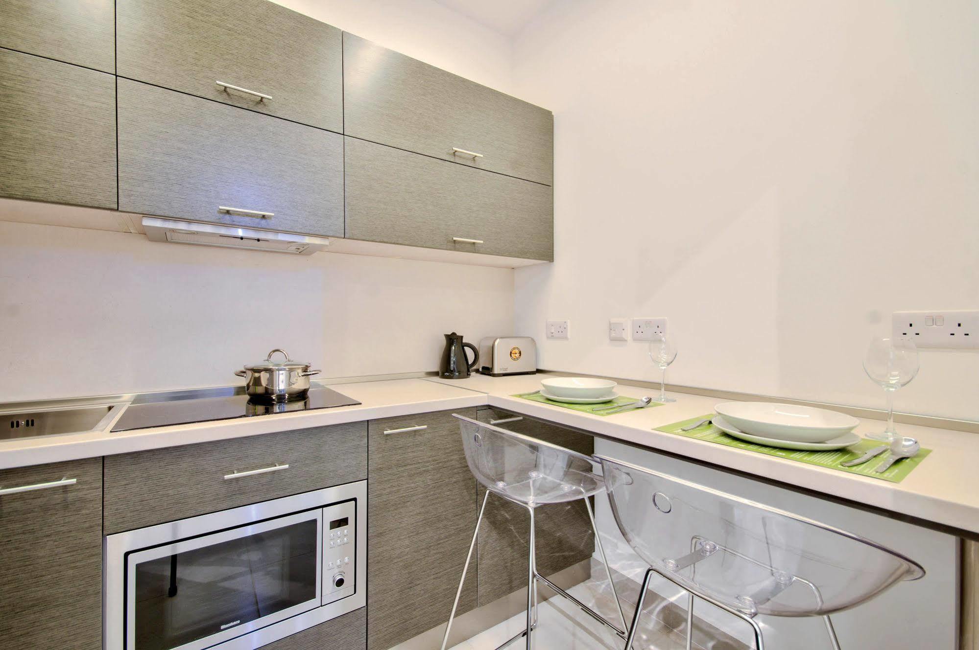 Jules Suites Saint Julian's Eksteriør billede